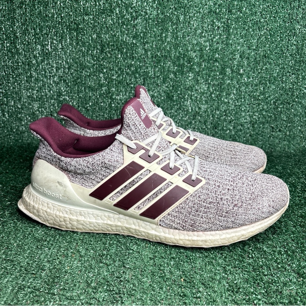 adidas Ultra Boost 4.0 Cloud White Maroo EE3705 Men’s Size 15